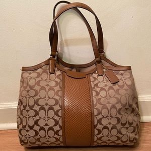 Authentic coach purse!